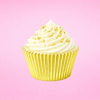 Light Gold Large Foil Cupcake Cases - 25 Pieces 