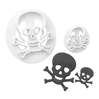 Skull & Crossbones Cutter Set