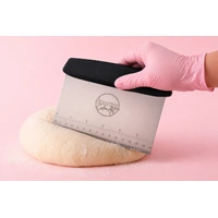 Professional Stainless Dough Scraper with Handle Iconic Cake Art